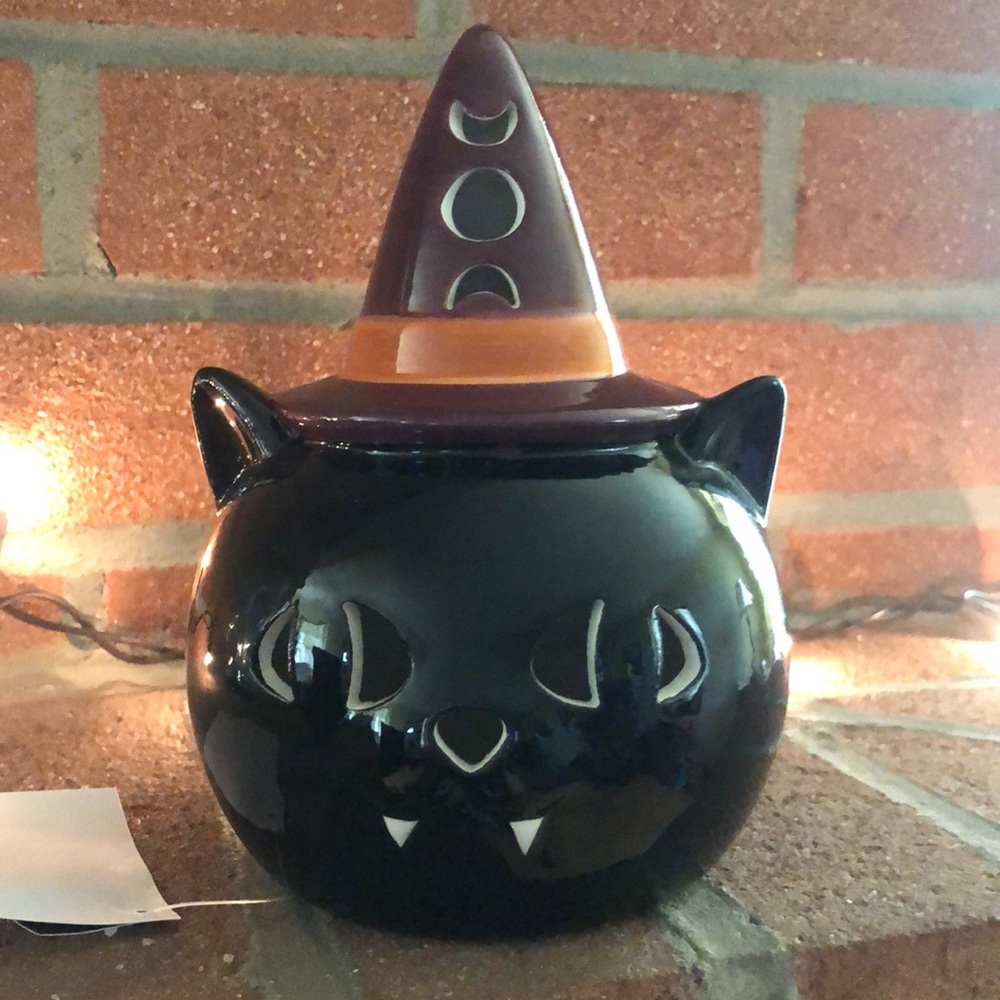 🎃 Target black cat ceramic light up figure 2023 Bullseye Playground